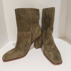 Vince Comuto Green Suede Leather Boots Womens Size 9M Side Zip Heel